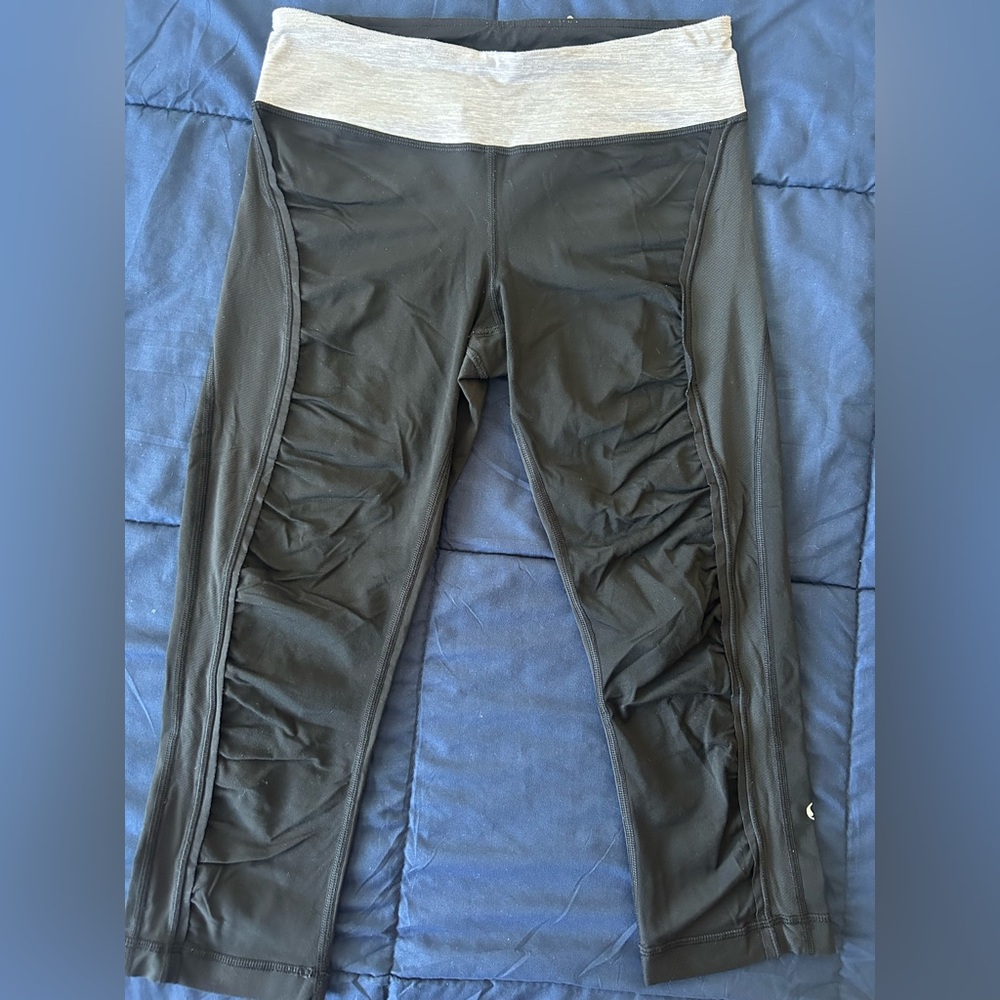 lululemon athletica Black and Cream Jeggings